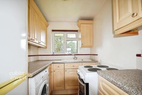 57J Wallace Avenu...