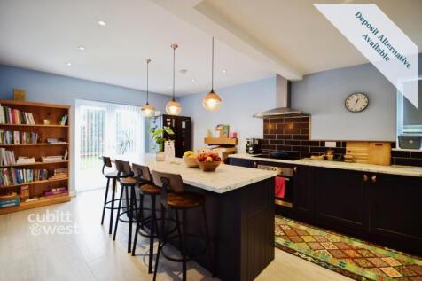 1 Parklands Avenu...