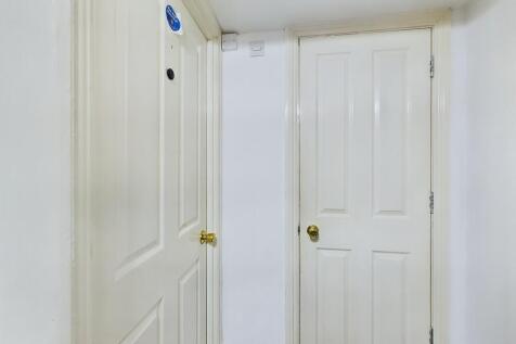 CAM03974G0-PR0061...