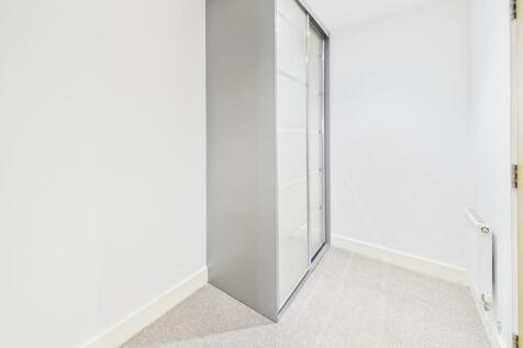 CAM02089G0-PR0577...