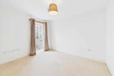 CAM02089G0-PR0577...