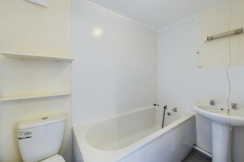 CAM03974G0-PR0054...