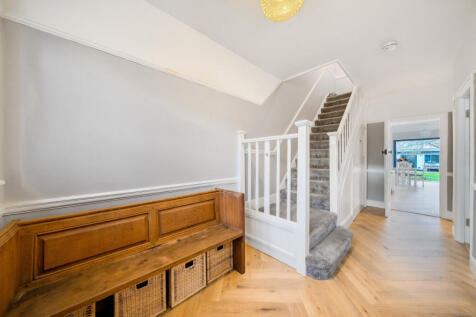 1386807-38-693440...