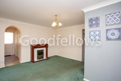 4 Hunting Gate Mews-