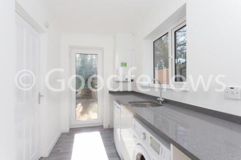 47 Garratts Lane-10.