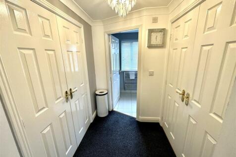 DRESSING AREA