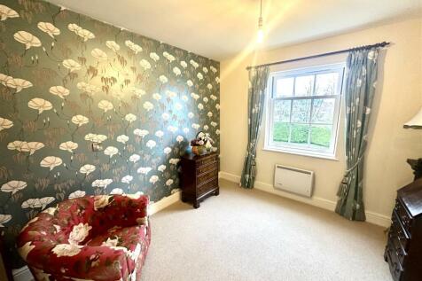 BEDROOM 3/DINING ROOM