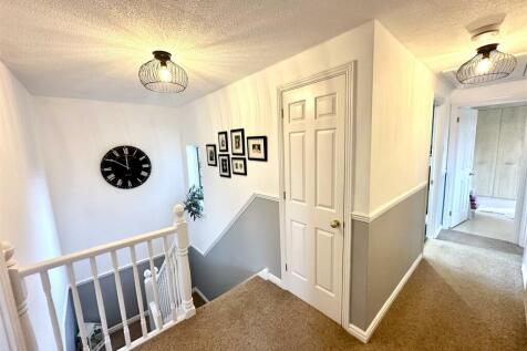 FIRST FLOOR STAIRS AND LANDING