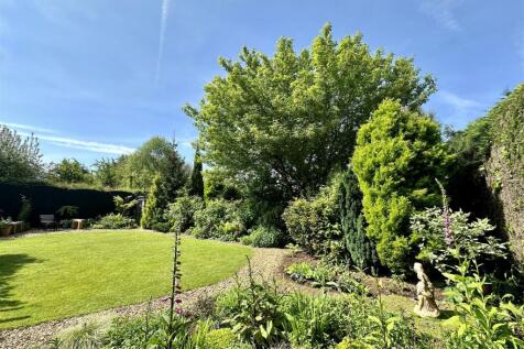GARDENS