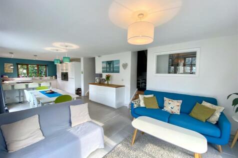 KITCHEN/LIVING/DINING ROOM