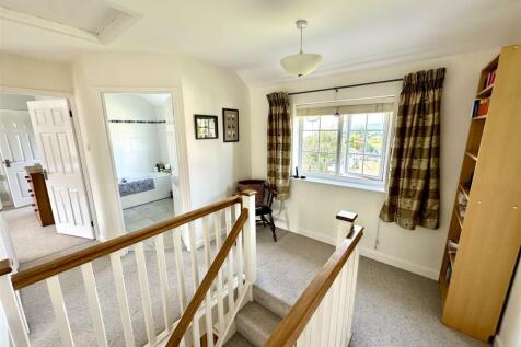 FIRST FLOOR STAIRS AND LANDING