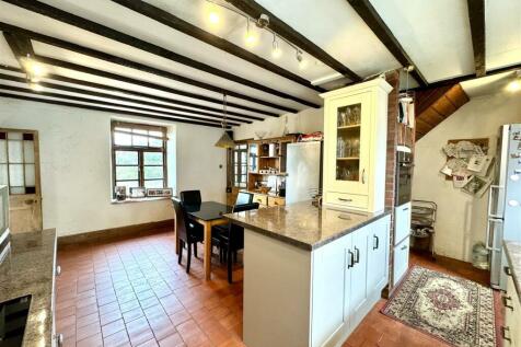 OPEN PLAN KITCHEN/BREAKFAST ROOM