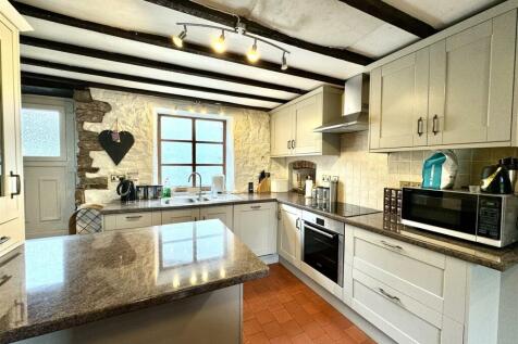 OPEN PLAN KITCHEN/BREAKFAST ROOM