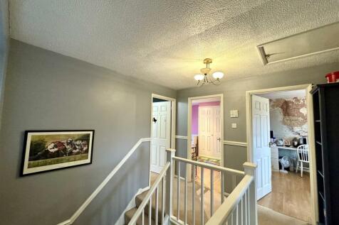 FIRST FLOOR STAIRS AND LANDING