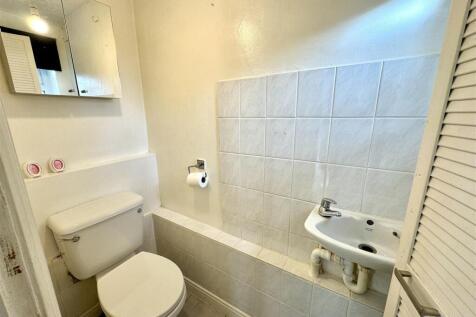 WC/CLOAKROOM