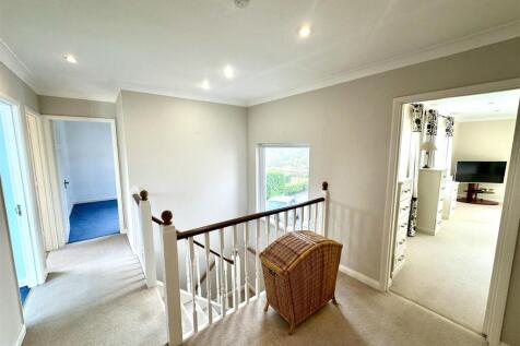 FIRST FLOOR STAIRS AND LANDING