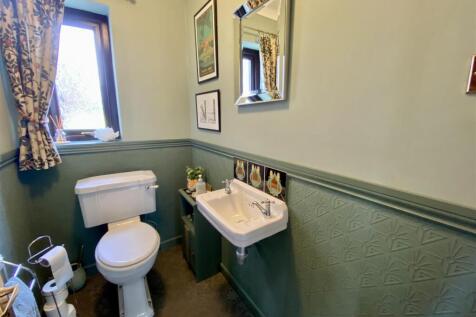 GROUND FLOOR WC