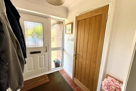 ENTANCE PORCH