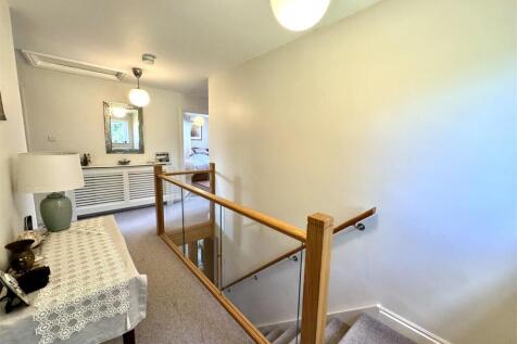 FIRST FLOOR STAIRS AND LANDING