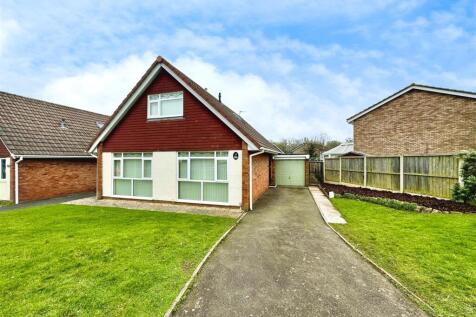 39 Castle Lea