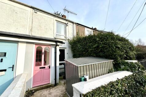 5 Coleford Road