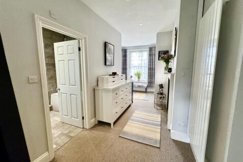 DRESSING AREA