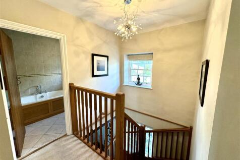 FIRST FLOOR STAIRS AND LANDING