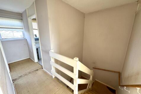 FIRST FLOOR STAIRS AND LANDING