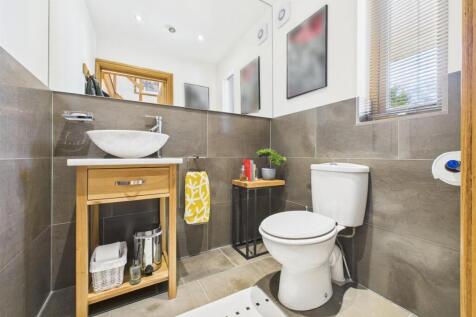 CLOAKROOM/WC