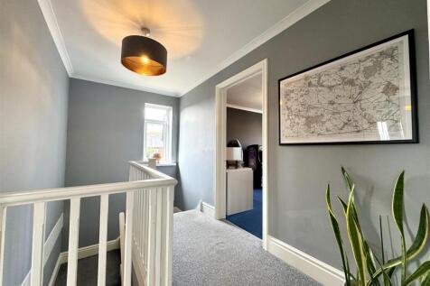 FIRST FLOOR STAIRS AND LANDING