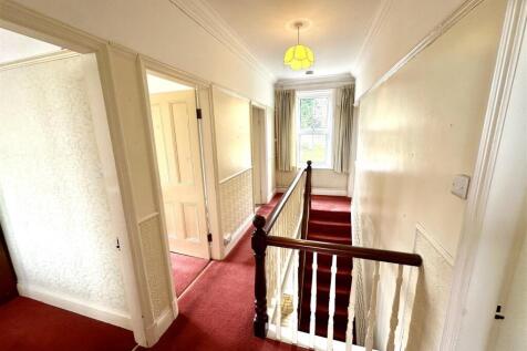 FIRST FLOOR STAIRS AND LANDING