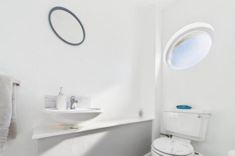 WC/CLOAKROOM