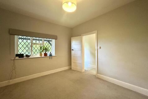 Living room.jpeg