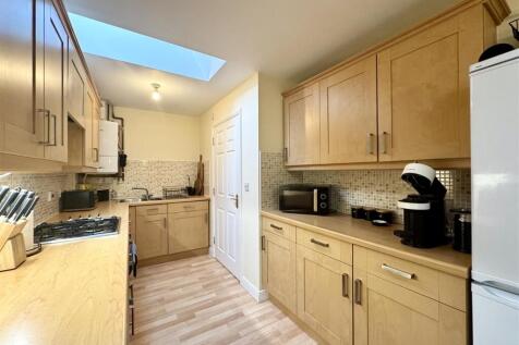 OPEN PLAN KITCHEN/DINER