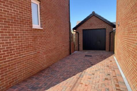 Driveway and Garage.jpeg