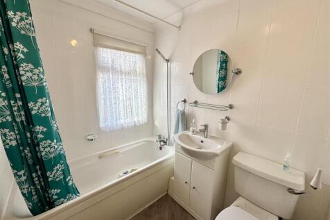 Bathroom.jpeg