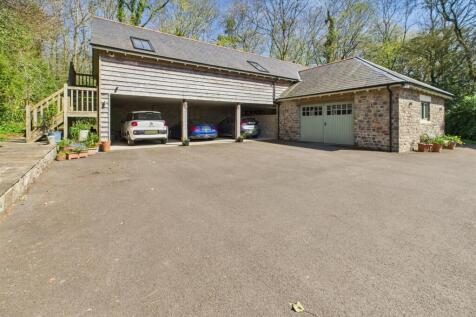 GARAGE/ANNEXE