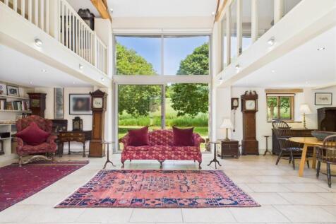 DRAWING ROOM