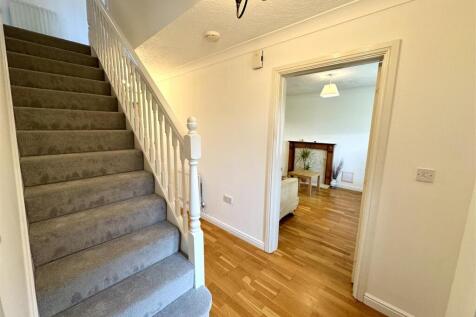 FIRST FLOOR STAIRS AND LANDING