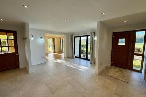 Kitchen Dining Space