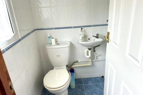 CLOAKROOM/WC