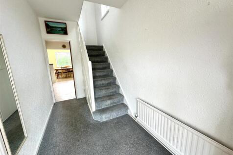 FIRST FLOOR STAIRS AND LANDING