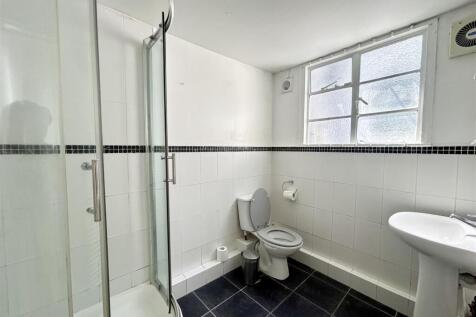 Bathroom.jpeg