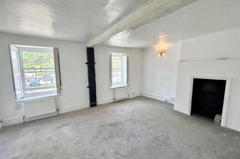 Bedroom 1.jpeg