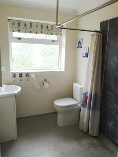 Shower Room .jpg