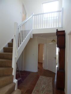 Entrance Hallway.JPG