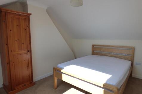 Bedroom 2.JPG