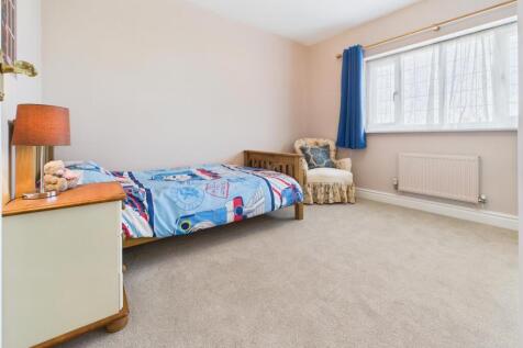 BEDROOM FIVE