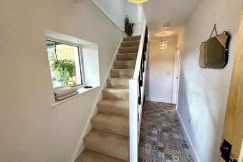FIRST FLOOR STAIRS AND LANDING