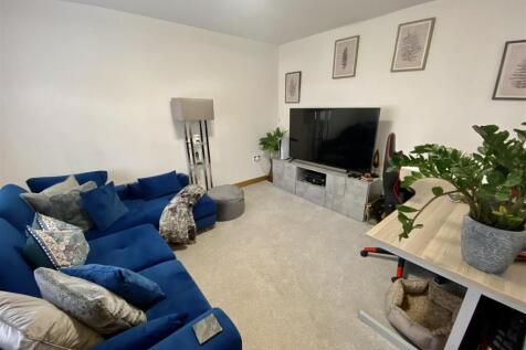 SITTING ROOM/SNUG